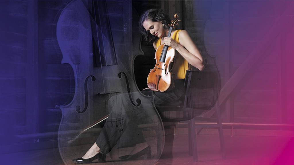 Violist Stefanie Farrands