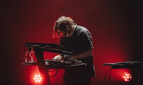 Rival Consoles Live A/V